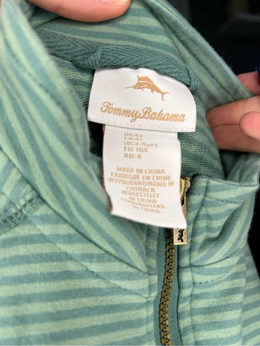 Tommy Bahama •in like